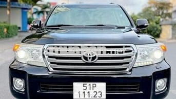 LandCruiser LC200 (VX 4.6L V8) Nhập Nhật Kèm Biển
