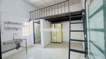 🔥Phòng trọ rộng rãi gần vòng xoay phú lâm cửa sổ trời gần ĐH MỞ , ĐH Y