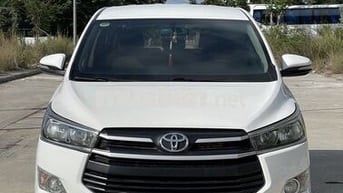 Toyota Innova 2017 7 chỗ số sàn Trắng