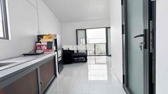 Căn Hộ 1 PN Full Nội Thất, Tôn Đản Quận 4 - Ban Công/ Ko Chung Chủ