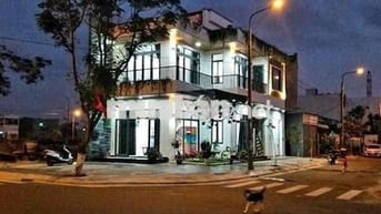 CHO THUÊ NHÀ NGUYÊN CĂN MT GÓC 2MT  HOÀ XUÂN