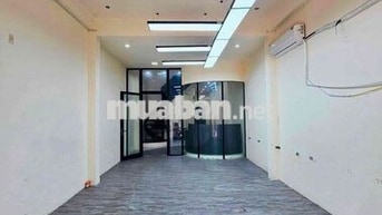NHÀ 4 TẦNG MỚI MT HÀM NGHI , TRÊN 4 PHÒNG RỘNG ĐẸP
