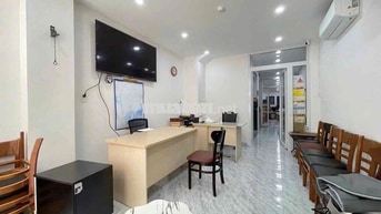 Mặt Bằng 80m2  Mặt tiền Hoàng Hoa Thám Gần Nhà Ga T3 lối đi riêng biệt