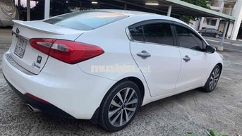 Kia K3 Trắng Số sàn Xăng