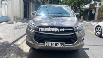 Toyota Innova 2.0E 2019 Số sàn Nâu