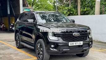 Ford Everest Sport 2023 Đen 38.000 km
