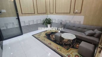 Bán nhà QUẬN 7-  cách mặt tiền PHẠM HỮU LẦU vài căn