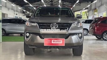 Toyota Fortuner 2.7V 2019 Đồng ánh kim