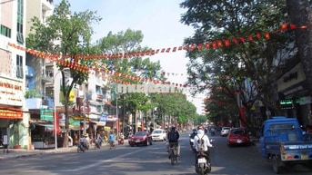 Bán nhà 1 Trệt 1 Lửng 2 Lầu 1 Sân thượng hẻm Lê Hồng Phong Q10