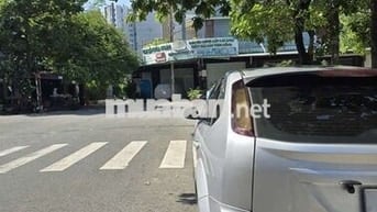 Ford Focus 2010 Số tự động