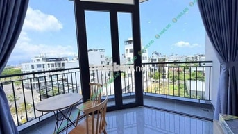 STUDIO BAN CÔNG KHU VỰC YÊN TĨNH