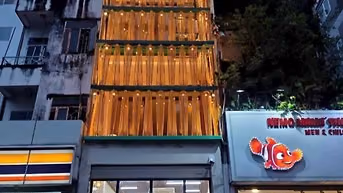 Bán nhà hẻm vip 134 Thành Thái Q10 - Diện tích: 4,2x17m 5 tầng