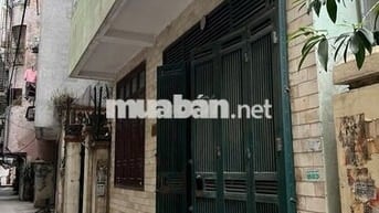 CHO THUÊ NHÀ KHÉP KÍN 4 TẦNG TẠI NGÕ THỤY KHUÊ, HÀ NỘI