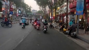 🌻 Nhà đẹp Nguyễn ngọc Vũ -Trung Hòa Cầu giấy.45 m²x6 tầng ô tô đỗ cửa