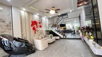 NHÀ 3 TẦNG MẶT TIỀN BÀU NĂNG- FULL NỘI THẤT