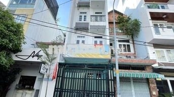 MT Tam Đảo P15 Q10- 5x18m-trệt 3 lầu 6PN 5WC-giá 35tr/th