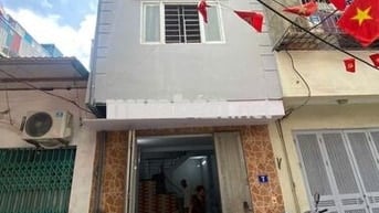 Cho Thuê nhà mới sửa sạch đẹp ngõ 271 Bùi Xương Trạch to rộng