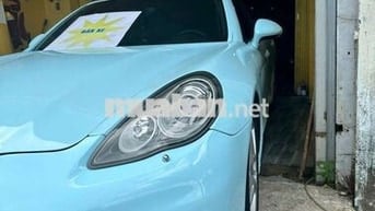 Porsche Panamera Xanh pastel Tự động