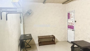 Cho thuê phòng giá rẻ, full nội thất, ngay 870 Lạc Long Quân