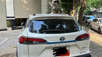 Toyota Corolla Cross Hybrid Trắng 