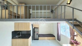 CĂN HỘ NẰM NGAY ETOWN CỘNG HOÀ_GẦN HỌC VIỆN HÀNG KHÔNG_CỬA SỔ TRỜI MÁT