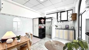 CHO THUÊ PHÒNG TRỌ STUDIO BAN CÔNG RỘNG GẦN DƯƠNG QUẢNG HÀM, VLU