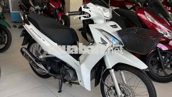 Honda Future 2023 Trắng. máy zin im . áo đẹp