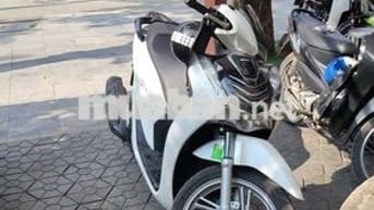 Chính chủ bán xe Sh125 đời 2022 còn mới, giá tốt