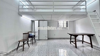 CHÍNH CHỦ CHO THUÊ PHÒNG SIÊU TO Ở ĐƯỢC 4 5NGƯỜI NẰM GẦN ĐH VĂN LANG