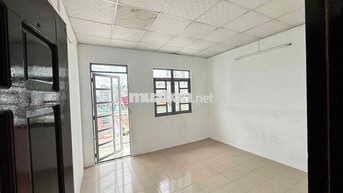 CHO THUÊ PHÒNG TRỐNG KHÔNG NỘI THẤT - TẠ QUANG BỬU Q8