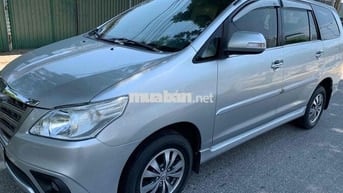 Toyota Innova E 2015 màu Bạc một chủ mua mới