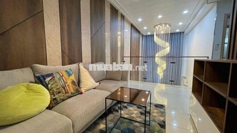 Cho thuê căn hộ diện tích lớn 3pn 3wc khu Emerlad - Celadon city