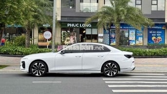 VinFast Lux A Premium 2021 Trắng 5v8 Zin full