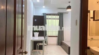 PHÒNG FULL NỘI THẤT Ở CÔ GIANG Q1- TRỐNG SẴN