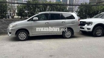 Toyota Innova E 2013 Bạc 13 vạn km