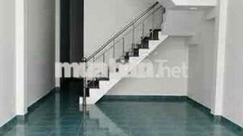 Cho thuê nhà khu vip Ven Sông ,đs 23 p.HBC 3 tầng hẻm xe Tải giá 12tr