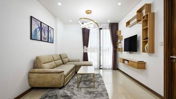 Cho thuê căn 2PN 2WC ở liền Richstar