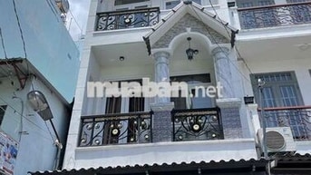 Cho thuê nhà hẻm xe hơi thông cách mt quang trung 50m