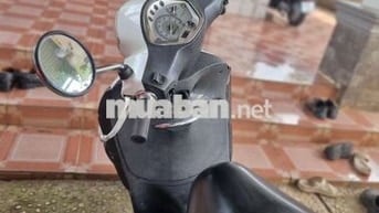 Piaggio Liberty Fly Trắng Xăng