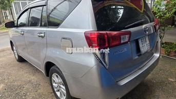 Toyota Innova 2017 Bạc Sàn