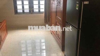 phòng gần trường tiểu học và chợ