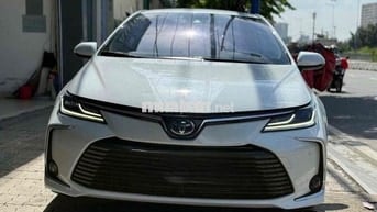 Toyota Corolla Altis 1.8 HEV 2022 Trắng 44.000 Km