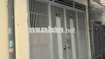 Cho thuê nhà riêng ngõ 5 Nguyễn Khánh Toàn, 60m2 x 1,5 tầng, 9 triệu