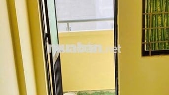 Chung cư mặt tiền CMT8 - đối diện CV Lê Thị Riêng
