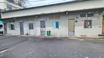 BÁN DÃY NHÀ TRỌ 4 PHÒNG, 5M×16M, GÓC 2 MẶT TIỀN KHU DÂN CƯ CAO TẦNG