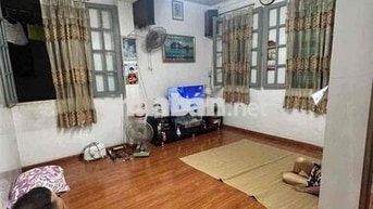 Lô góc nhà pháp phố Lê Thánh Tông 45m2 tầng 3 giá nhỉnh 2 tỷ sổ đỏ CC