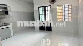 CHO THUÊ NHÀ ĐƯỜNG PHONG BẮC 9- GẦN SÁT THĂNG LONG