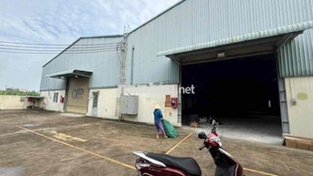 KHO XƯỞNG GIÁ RẺ- QL50 ( 2.000m2 )