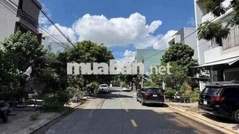 Cho thuê nhà 3 tầng mặt tiền Bàu Làng gần Trần Cao Vân full nội thất