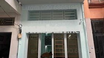 Nhà cho thuê nguyên căn - trống - mới sơn sửa